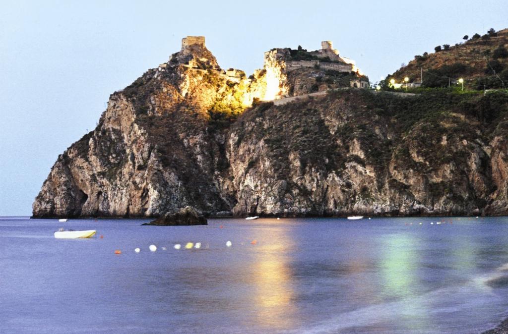SantʼAlessio Siculo Hotel Marabel מראה חיצוני תמונה
